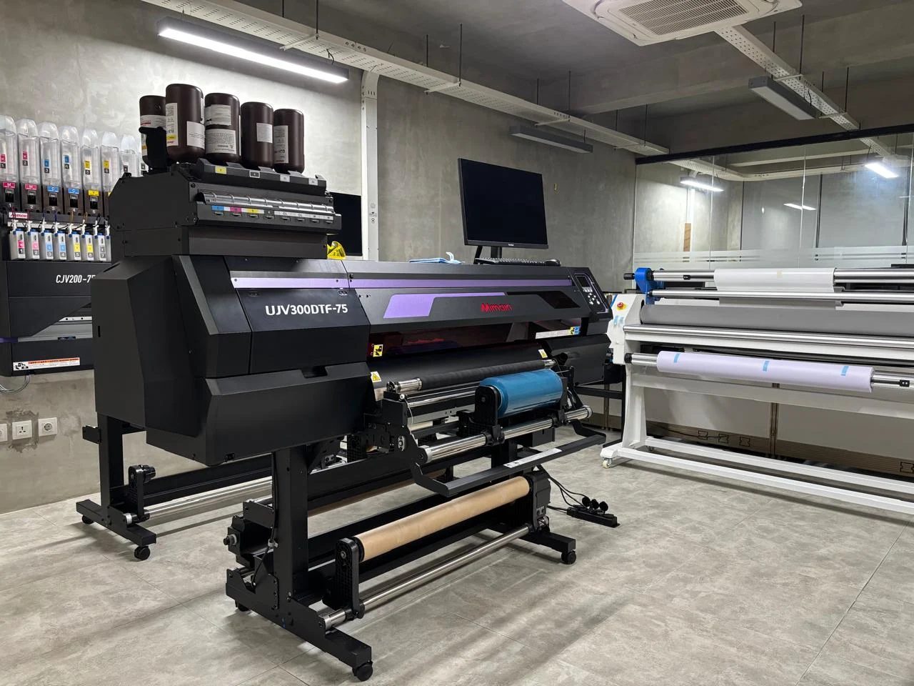 Mimaki UJV300DTF-75 printer in the Printilery workshop